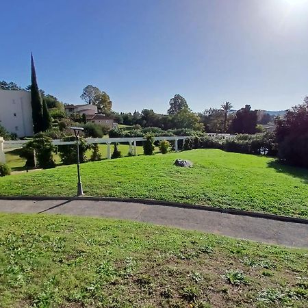Appartement Grimaud Bord De Mer Экстерьер фото