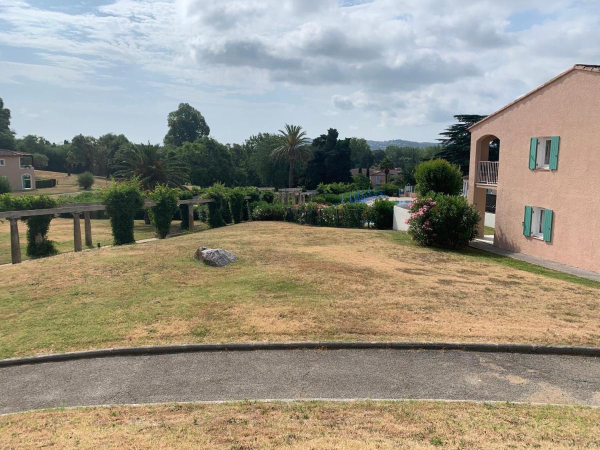 Appartement Grimaud Bord De Mer Экстерьер фото