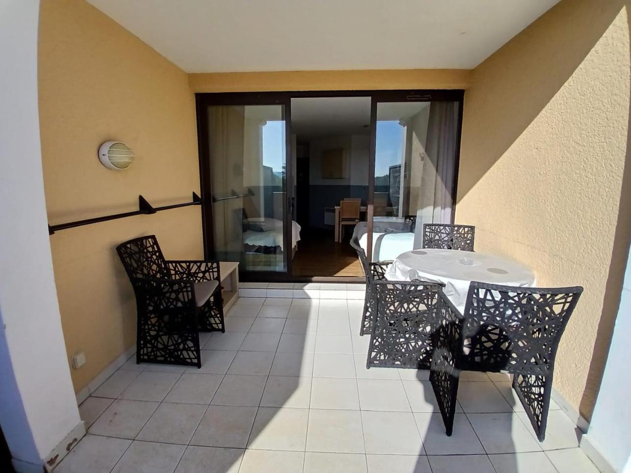 Appartement Grimaud Bord De Mer Экстерьер фото